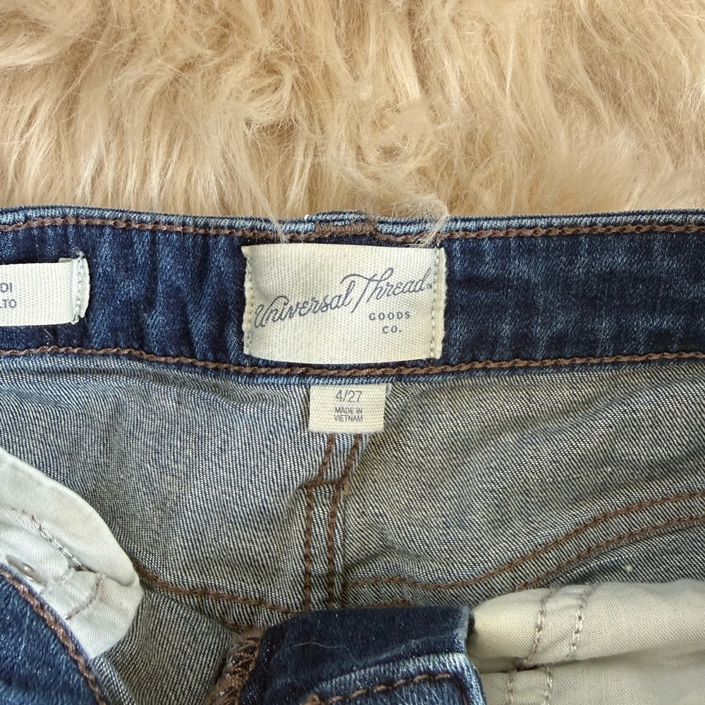 Universal Thread High Rise Midi Distressed Jean Shorts - Picture 5 of 11